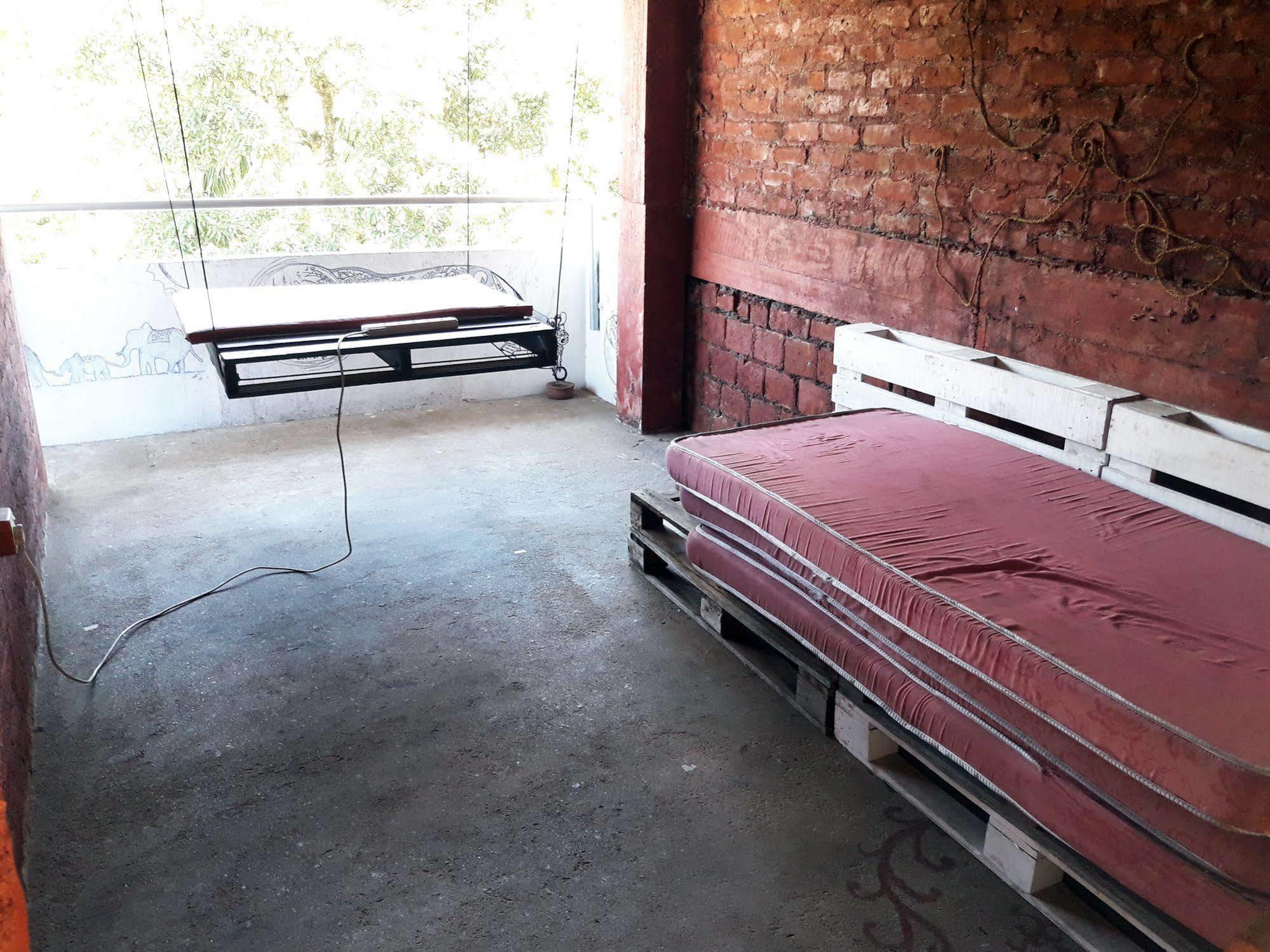 Kandy Walkers Hostel Tennekumbura ภายนอก รูปภาพ