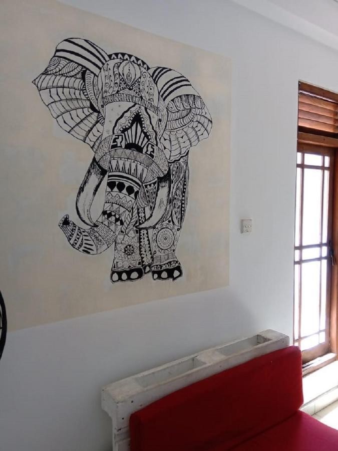 Kandy Walkers Hostel Tennekumbura ภายนอก รูปภาพ